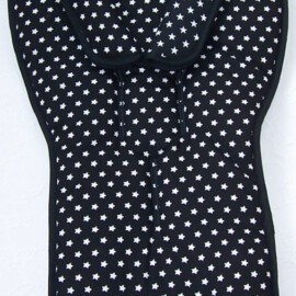 Stroller liner and shoulder  pads ,Stars print on a black