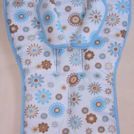 Seat liner & shoulder pads for  "Bugaboo" , Flowers on a white