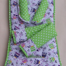 Set for  "TFK", Owls print on a white /Dots green