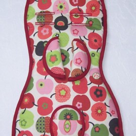 Set for infant car seats , apples print on a beige