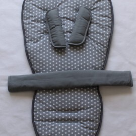 Stroller set for "Quinny ", stars print on a gray