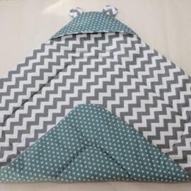 Blanket universal for infant and child car seats ,stars on a petrol/zigzag gray
