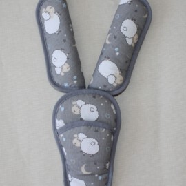 Shoulder pads & crotch cover,sheep on a gray