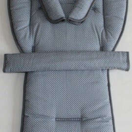 Set for  "Hartan"  or  "Teutonia",  Dots   print on a gray background