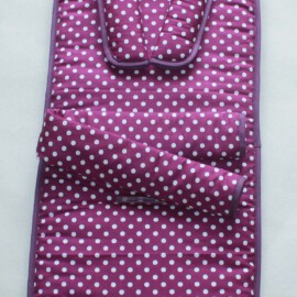 Set for  "Hesba  ", dots print on a purple color