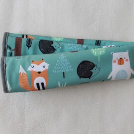 Bumper bar cover , Softshell waterproof fabric forest animals on a mint