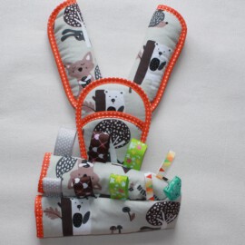 Bumper bar cover ,shoulder pads and crotch cover, forest animals on a beige